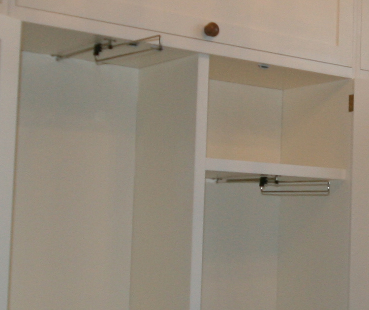Back to Painted wall-to-wall Wardrobes